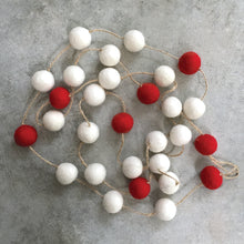 Load image into Gallery viewer, Scandi Style Felt Garland White and red Pom Poms