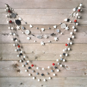 East of India White Felt Heart Garland