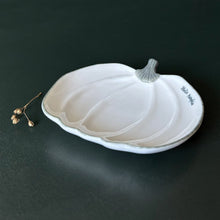 Load image into Gallery viewer, East of India White Porcelain Trinket Dish &#39;Hello Pumpkin&#39; in Gift Box