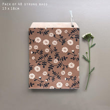 Load image into Gallery viewer, East of India Small Brown Paper Kraft Bags Daisy