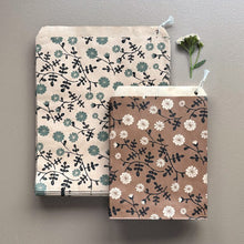 Load image into Gallery viewer, East of India Small Brown Paper Kraft Bags Daisy