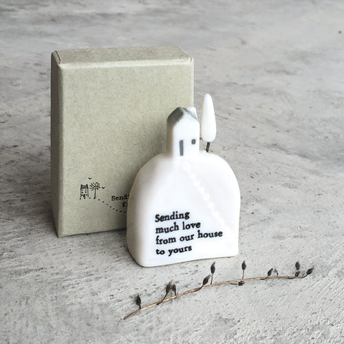 East of India Porcelain mini scene in gift box 'Sending much love from our hosue to yours'