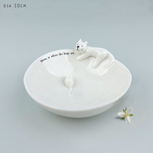 East of India Porcelain Dish with Cat and Mouse 'Home is where the hugs are' Gift Boxed