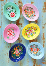 Load image into Gallery viewer, Fairtrade Hanpainted Kashmiri Trinket Dish