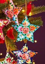 Load image into Gallery viewer, Set of 8 Hand Painted Hanging Fairtrade Kashimiri Star Decorations
