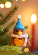 Load image into Gallery viewer, Set of 5 Hanging Fairtrade Eco Felt Robin Decorations