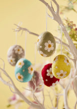 Load image into Gallery viewer, Handmade Felt Egg Decoration Flower Design